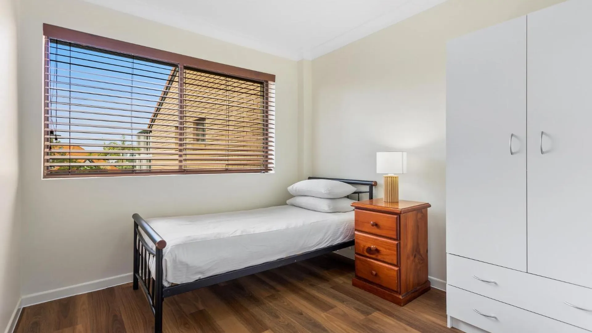 Charming 2-Bed Apartment With City Views Brisbane